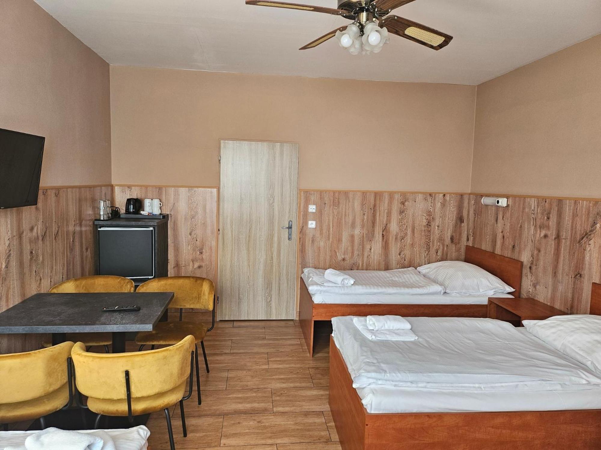Hotel Taurus Ostrava Eksteriør bilde
